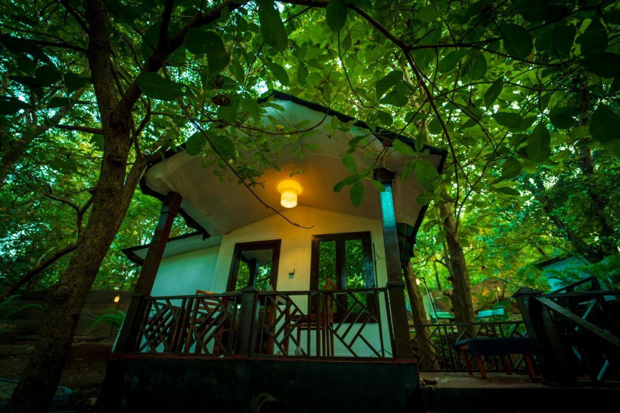 פאלולם La La Land Resort Goa By Spicy Mango מראה חיצוני תמונה